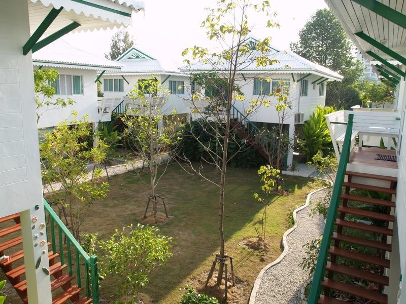 Makmai Villa - Rayong Buitenkant foto